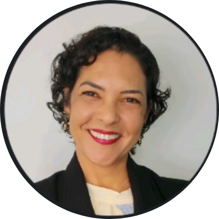 Luciana Vaz de Oliveira Lucena